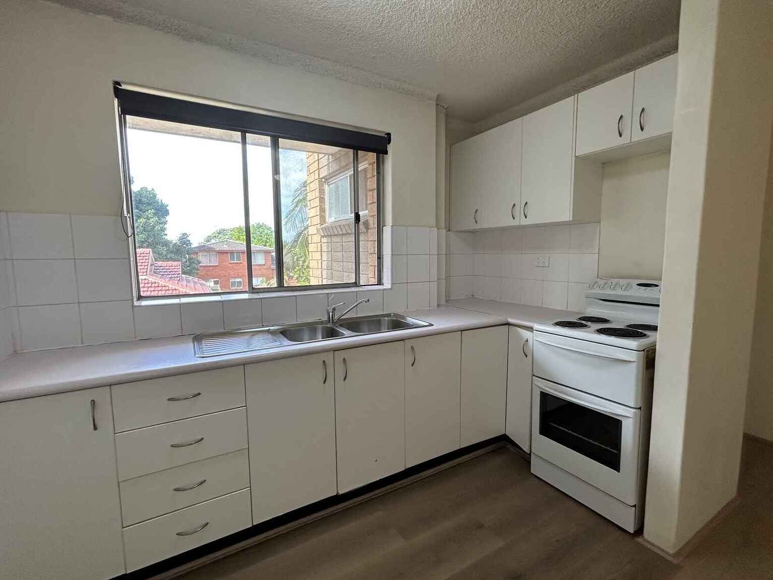 6/11-13 Tavistock Road Homebush West