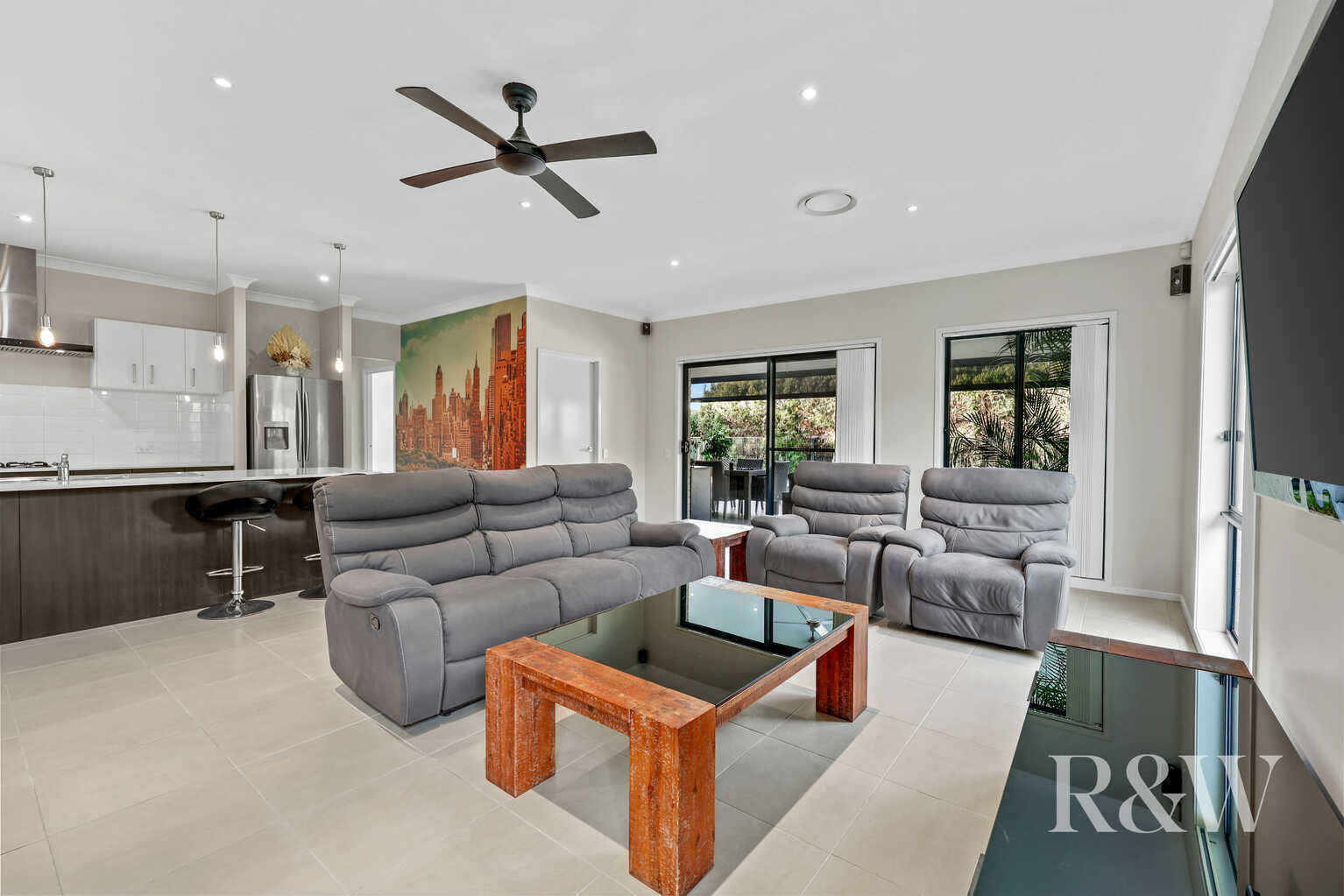 13 HORNBY STREET Wilton 13 HORNBY STREET Wilton