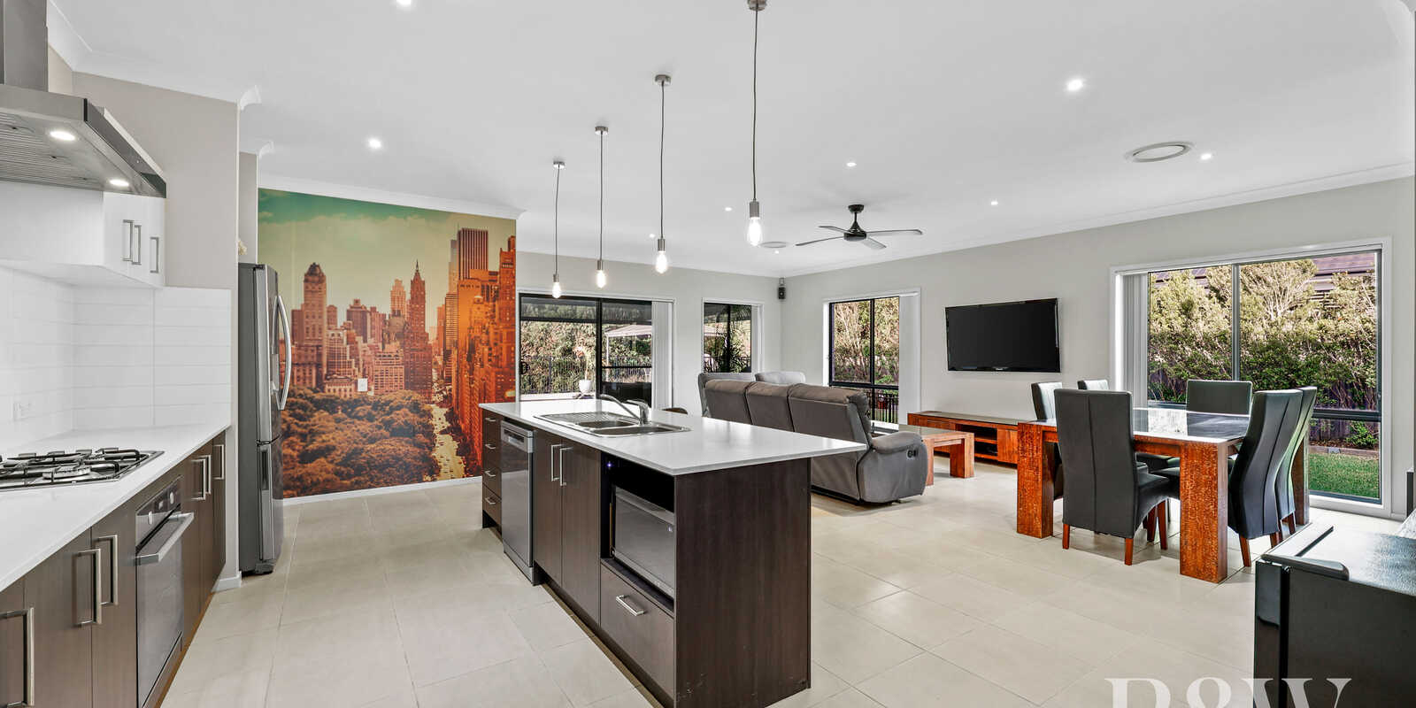 13 HORNBY STREET Wilton 13 HORNBY STREET Wilton