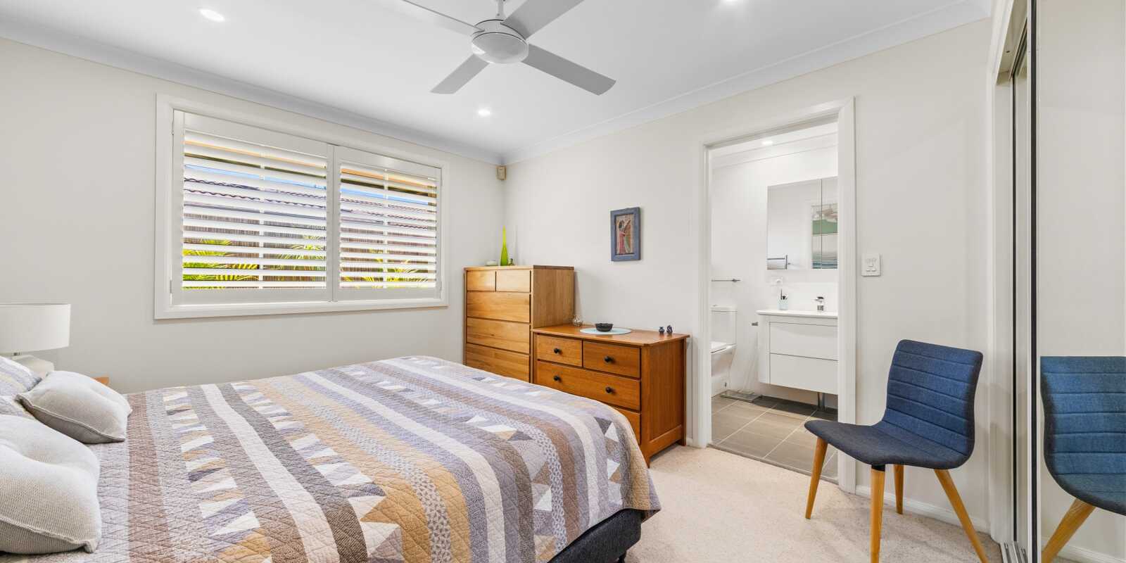 8 Telopea Street Booker Bay 8 Telopea Street Booker Bay