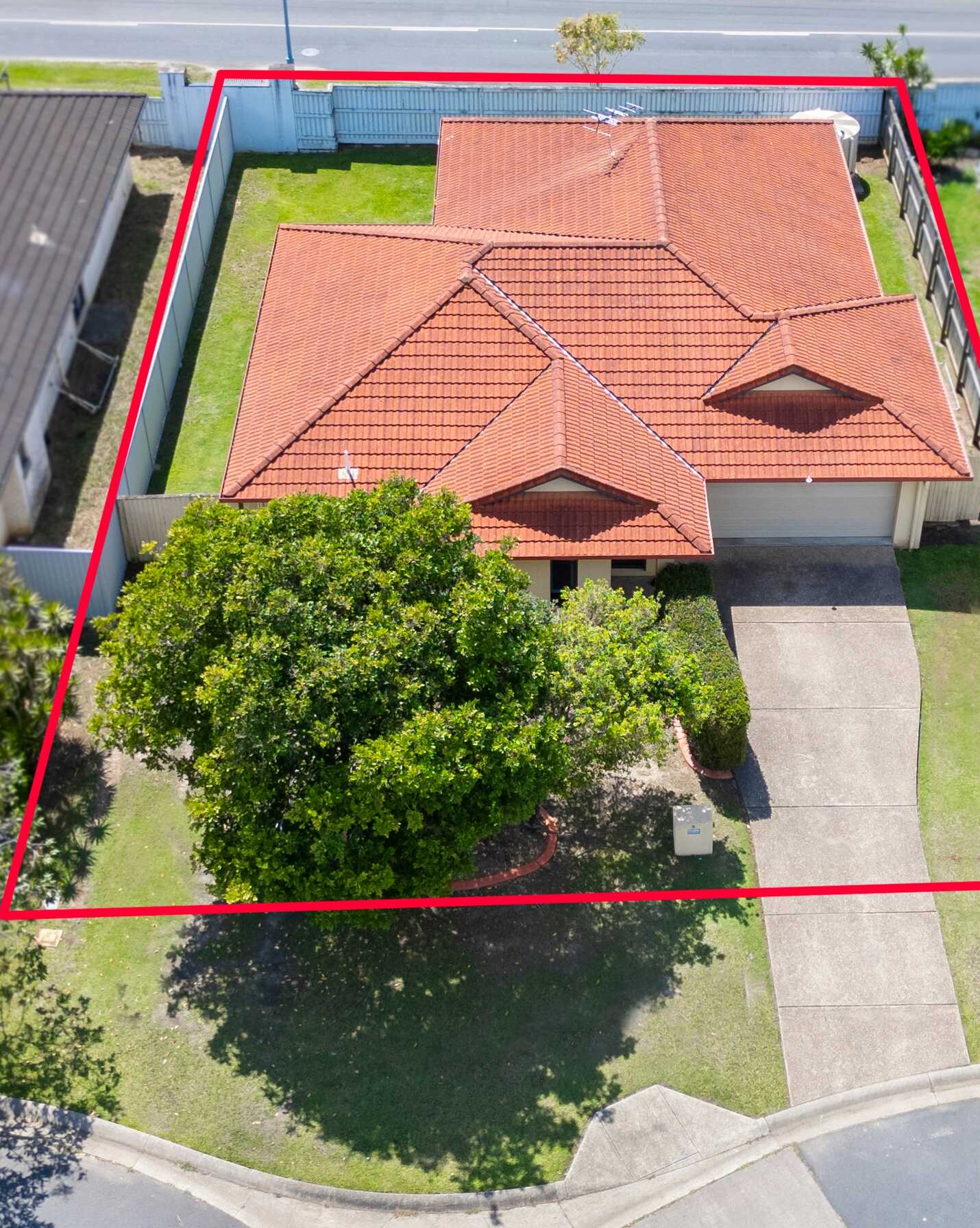 8 Leopardtree Drive Upper Caboolture, Caboolture - Thumbnail 2