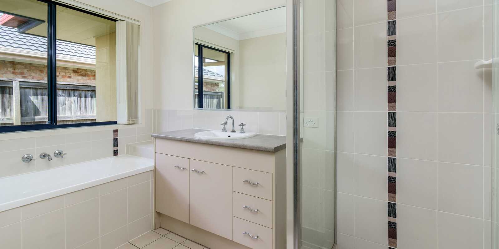 8 Leopardtree Drive Upper Caboolture 8 Leopardtree Drive Upper Caboolture