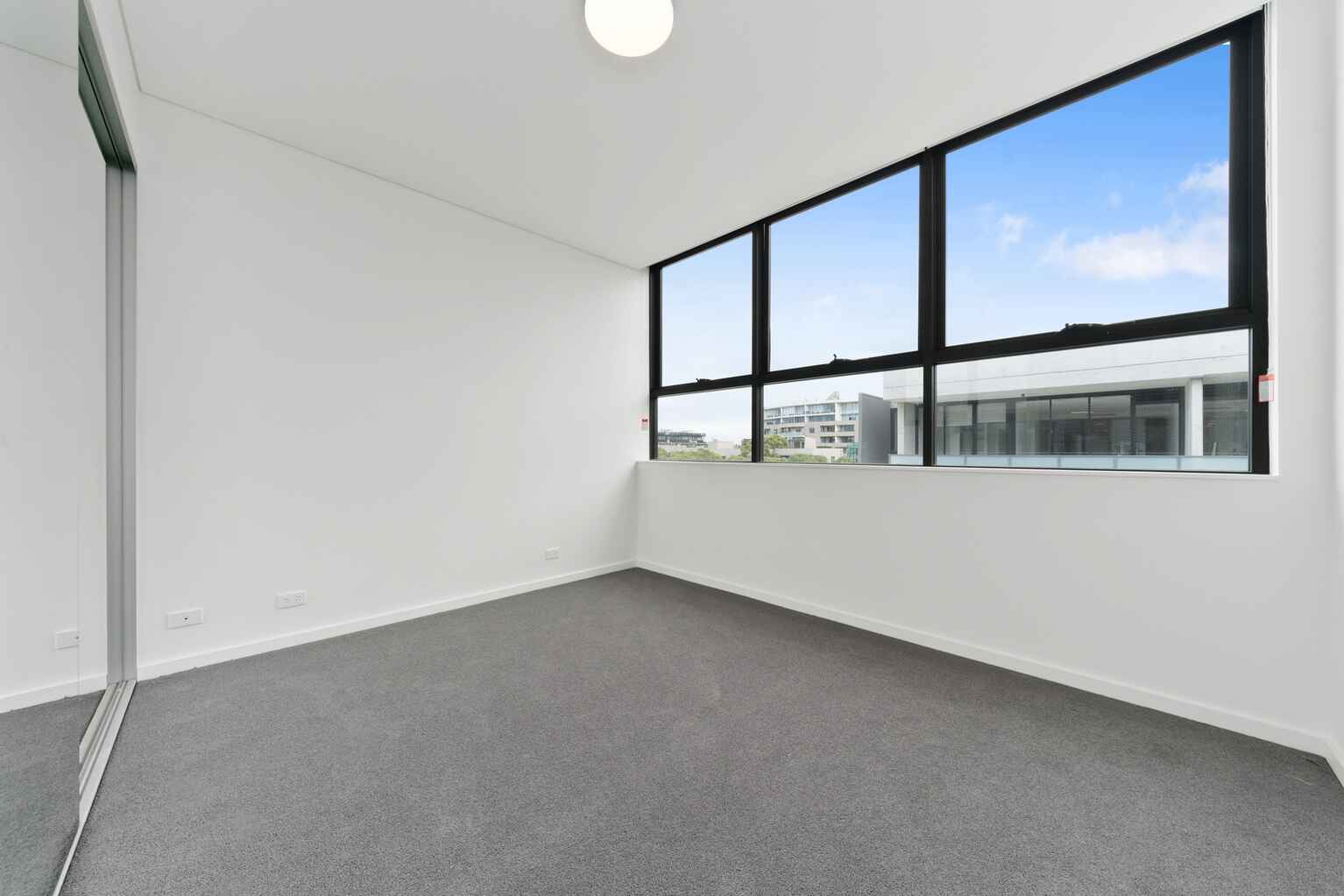 221/10-20 McEvoy Street Waterloo