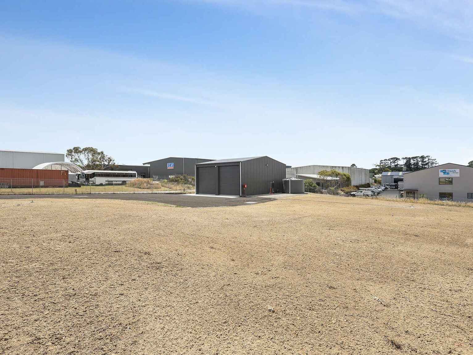 1-3/15 Old Dairy Close Moss Vale