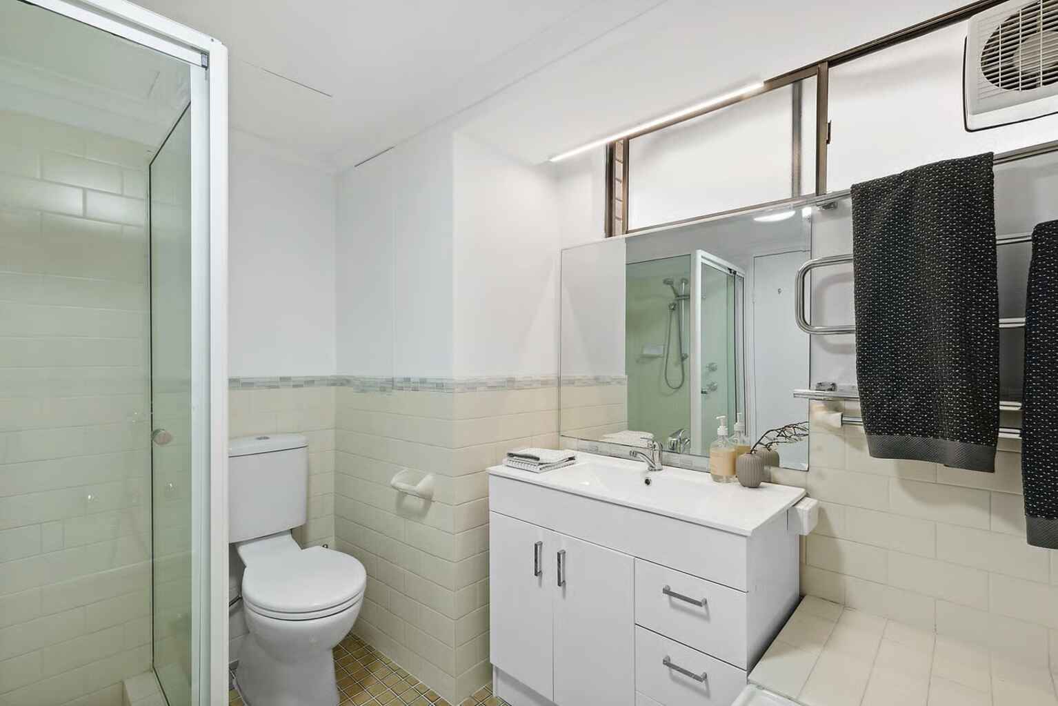 25/174-180 Pacific Highway North Sydney