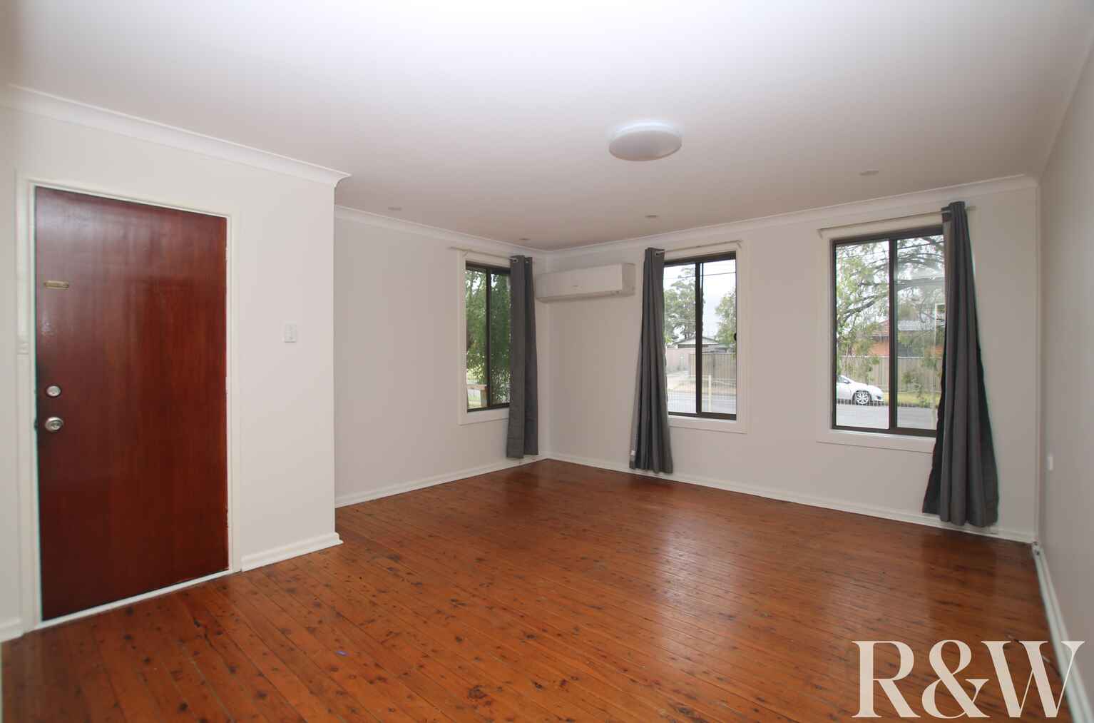 25 Gasmata Street Whalan