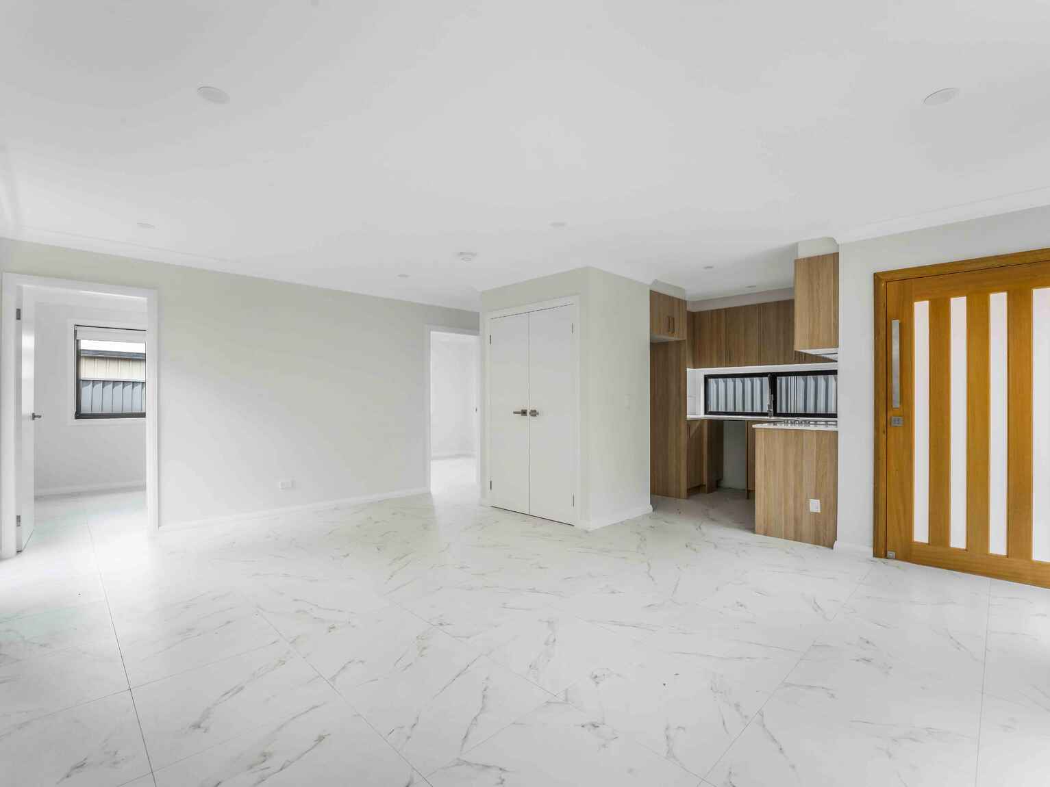 7/150c Hill Road Lurnea