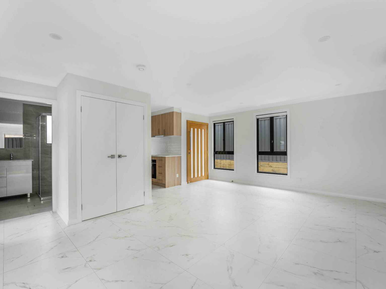 7/150c Hill Road Lurnea