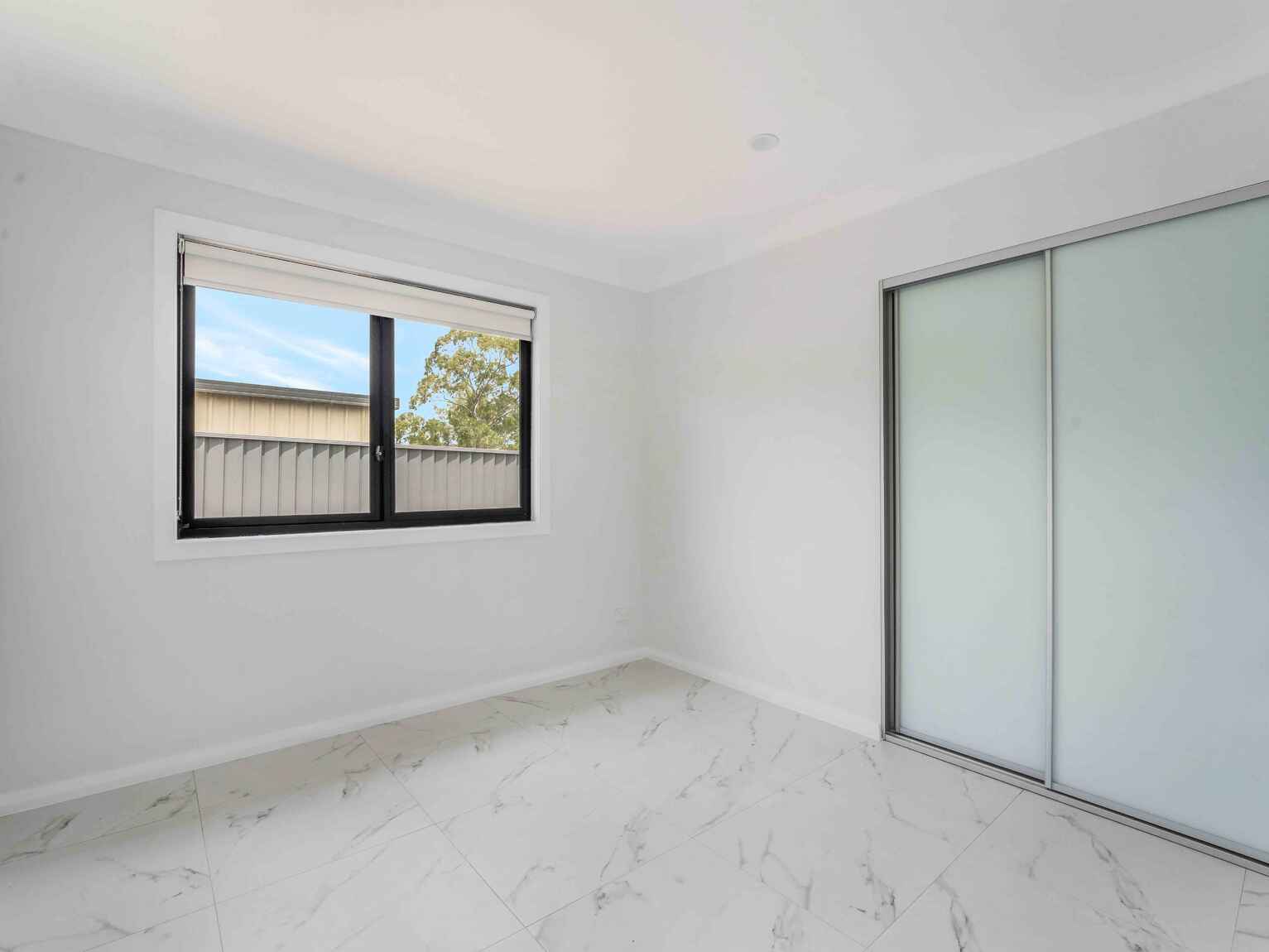 7/150c Hill Road Lurnea