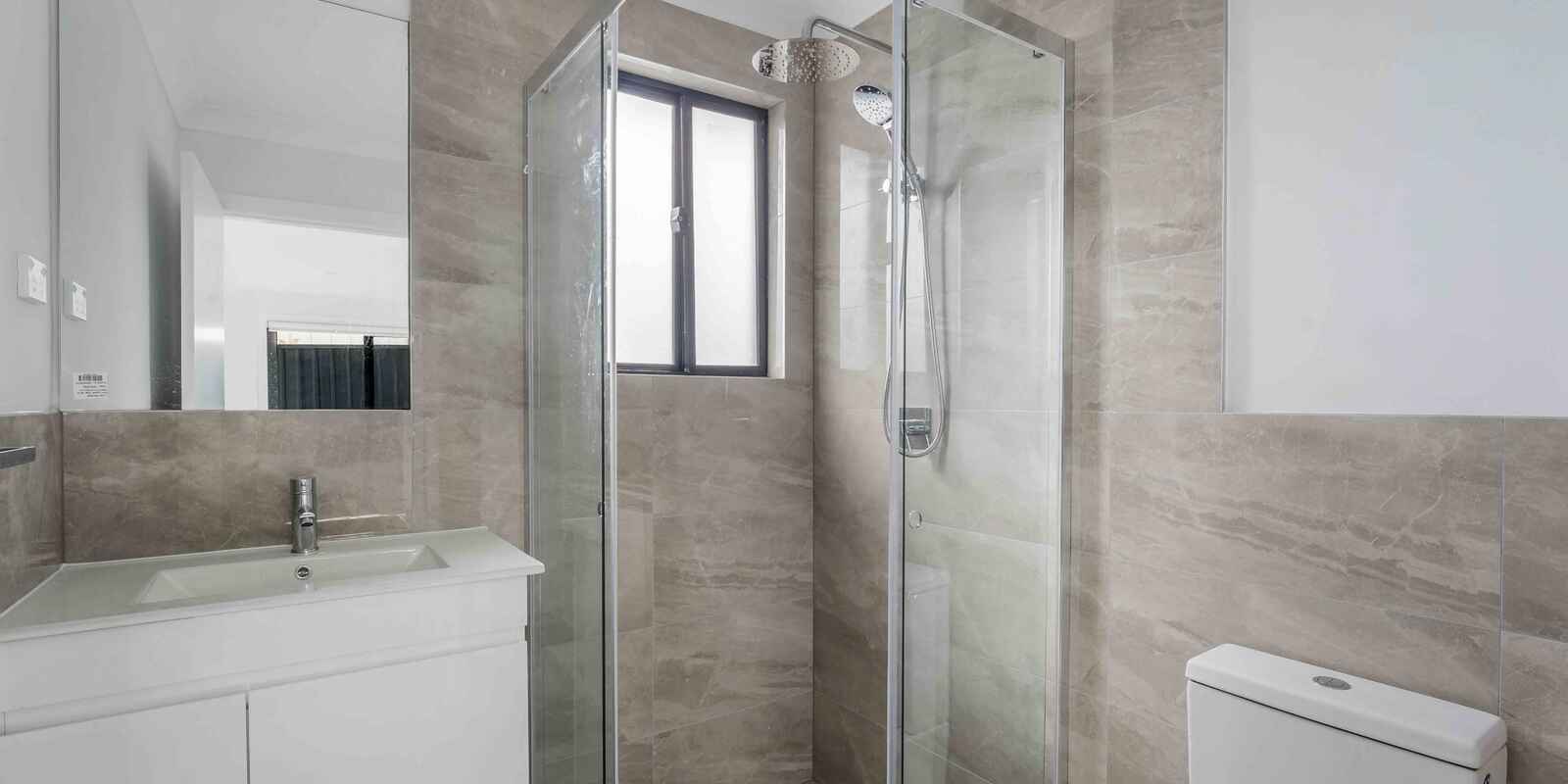 7/150c Hill Road Lurnea