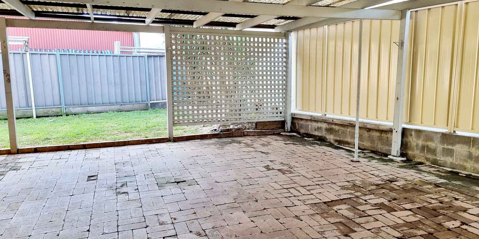 443 Hoxton Park Rd Hinchinbrook