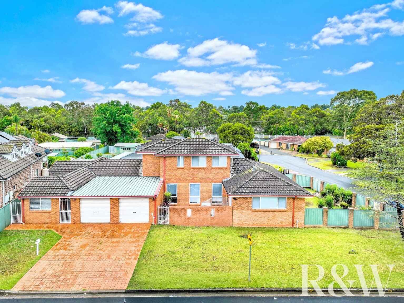 1 & 1A Chrisalex Place St Clair 1 & 1A Chrisalex Place St Clair