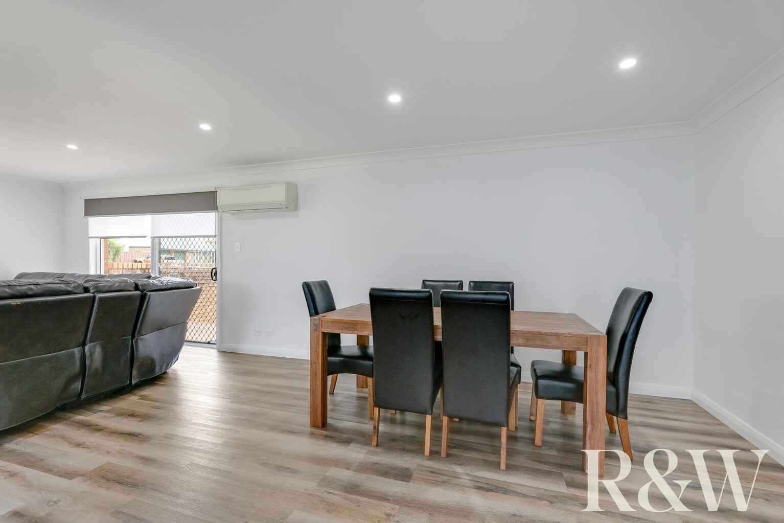 1 & 1A Chrisalex Place St Clair 1 & 1A Chrisalex Place St Clair