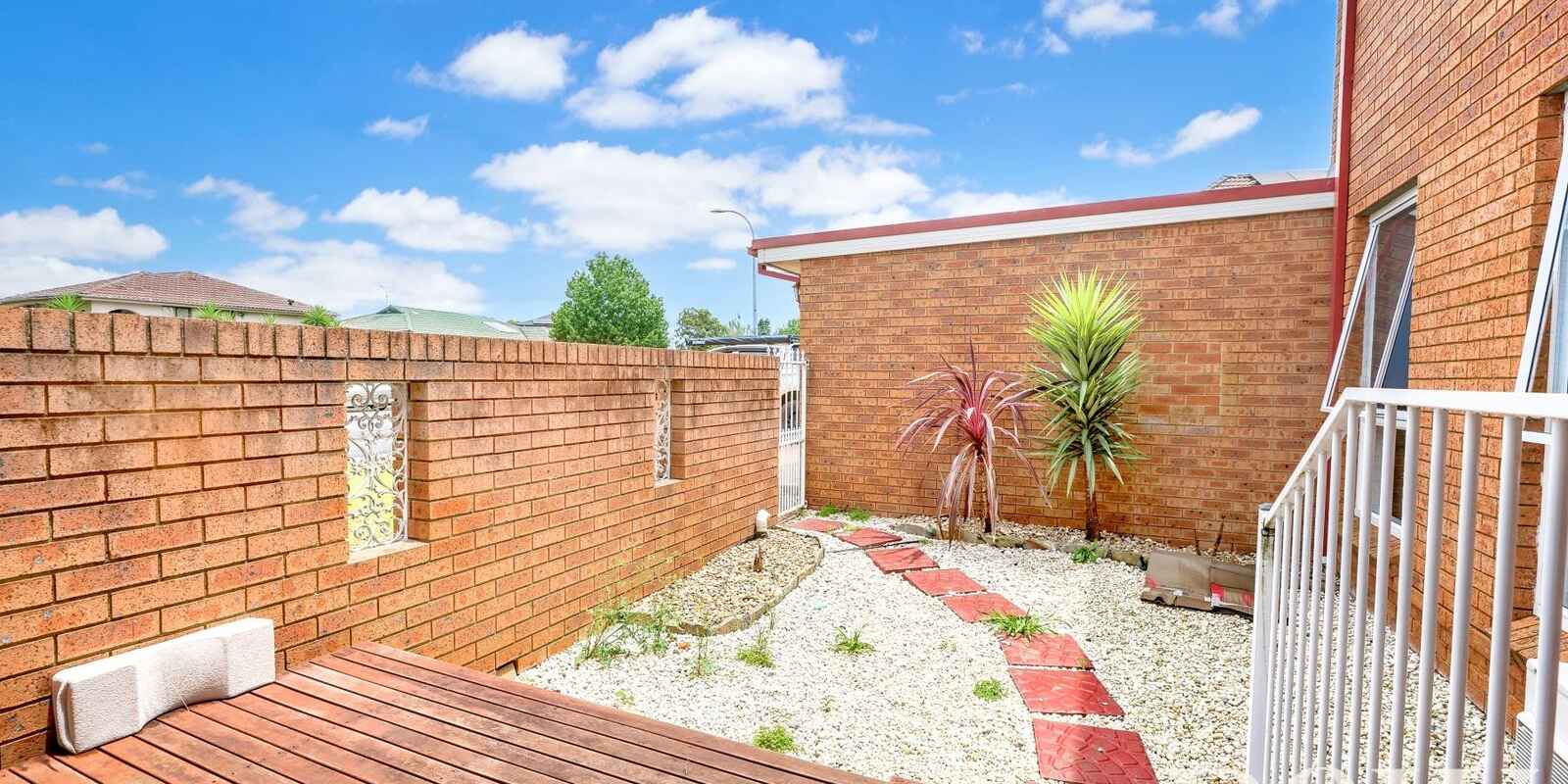 1 & 1A Chrisalex Place St Clair 1 & 1A Chrisalex Place St Clair