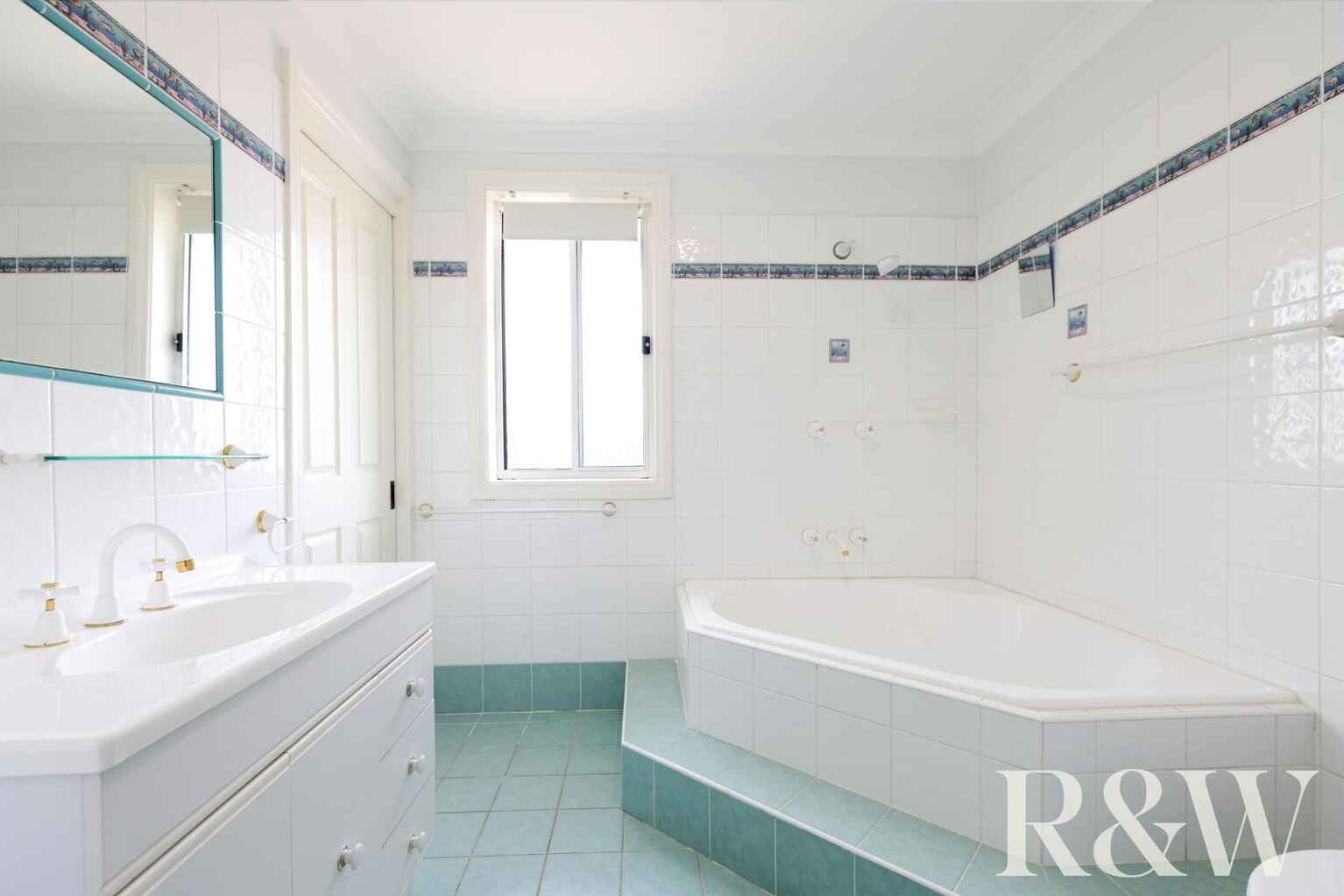 1 & 1A Chrisalex Place St Clair 1 & 1A Chrisalex Place St Clair