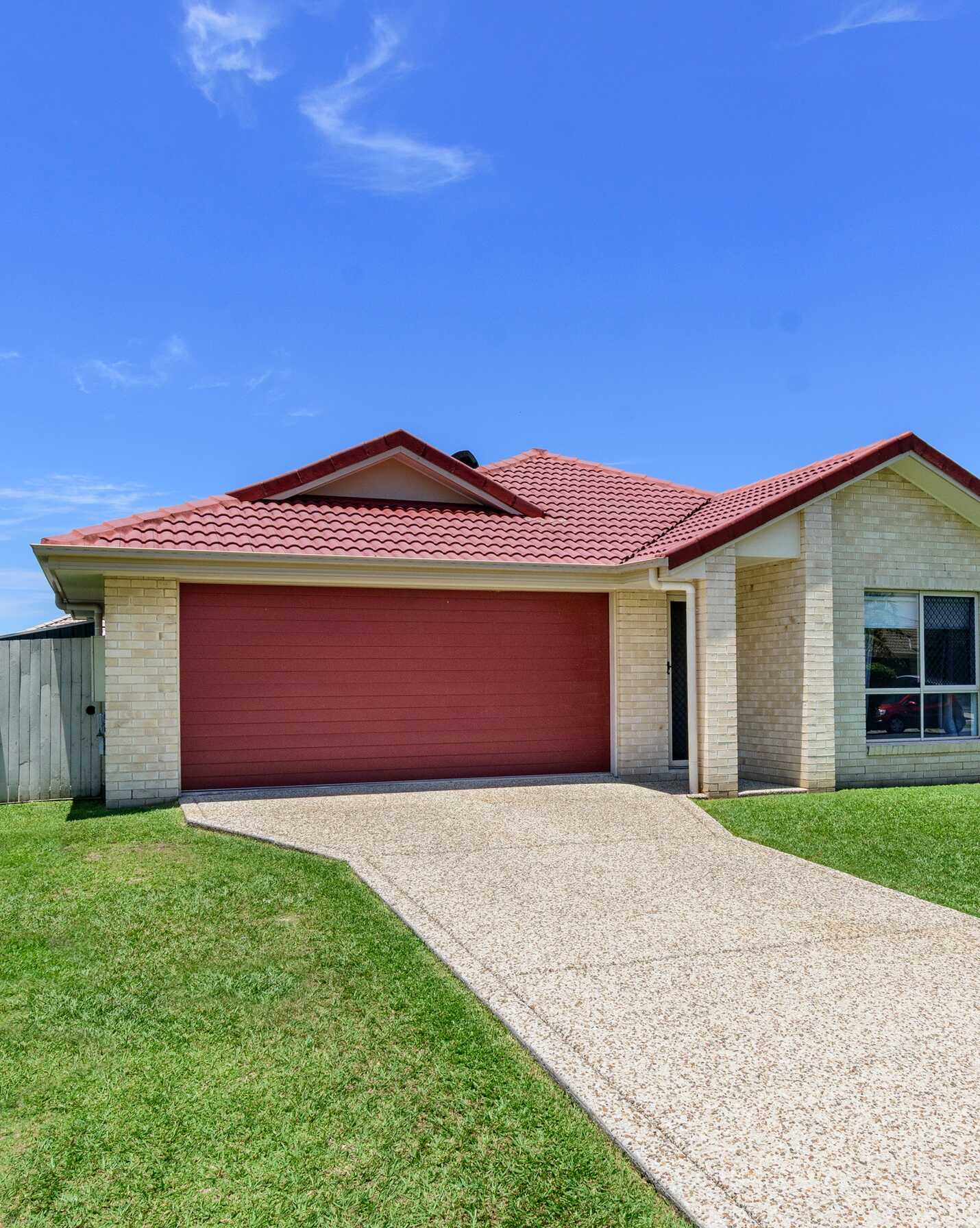 20 Lotus Avenue Bellmere, Bellmere - Thumbnail 2