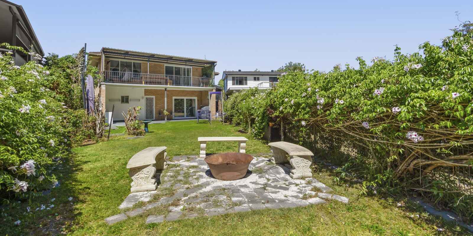 103 Natuna Avenue Budgewoi