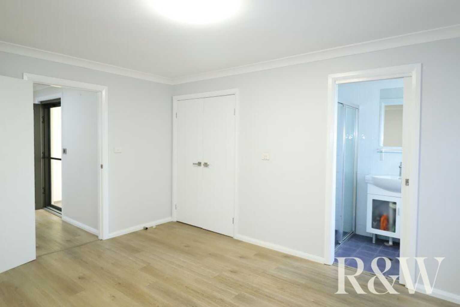 37 Madison Circuit St Clair