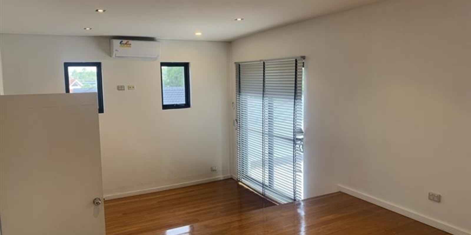 101 Llewellyn Street Rhodes