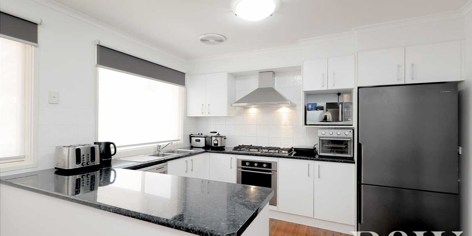 1 & 1A Chrisalex Place St Clair