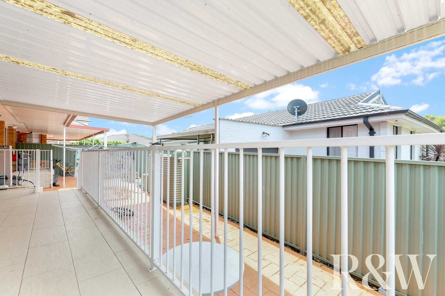 1 & 1A Chrisalex Place St Clair