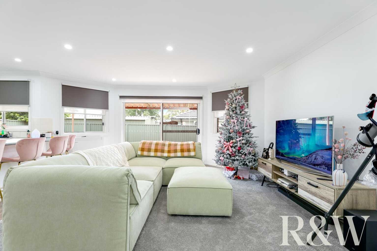 1 & 1A Chrisalex Place St Clair