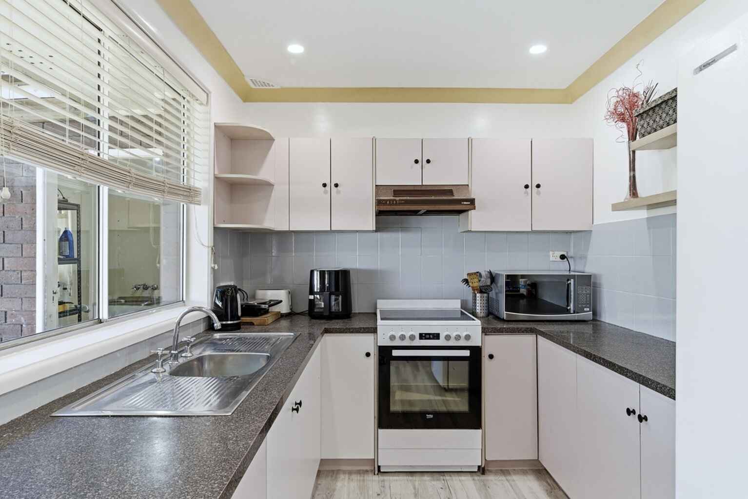 6 Ascot Street Glendale