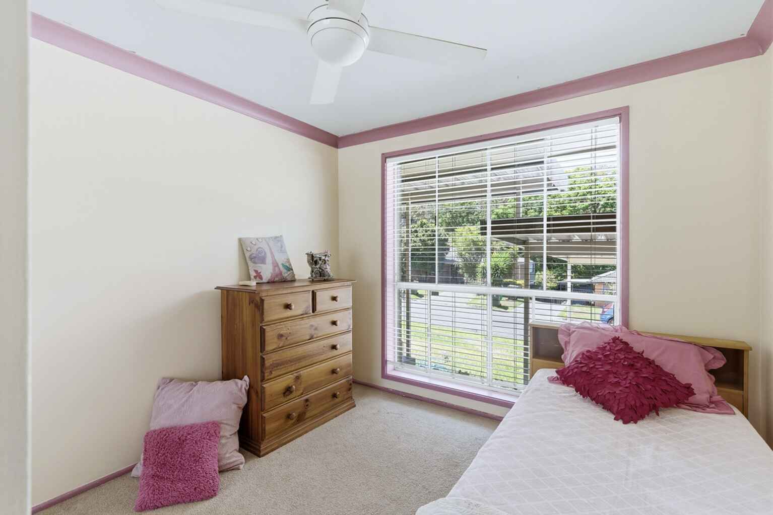 6 Ascot Street Glendale