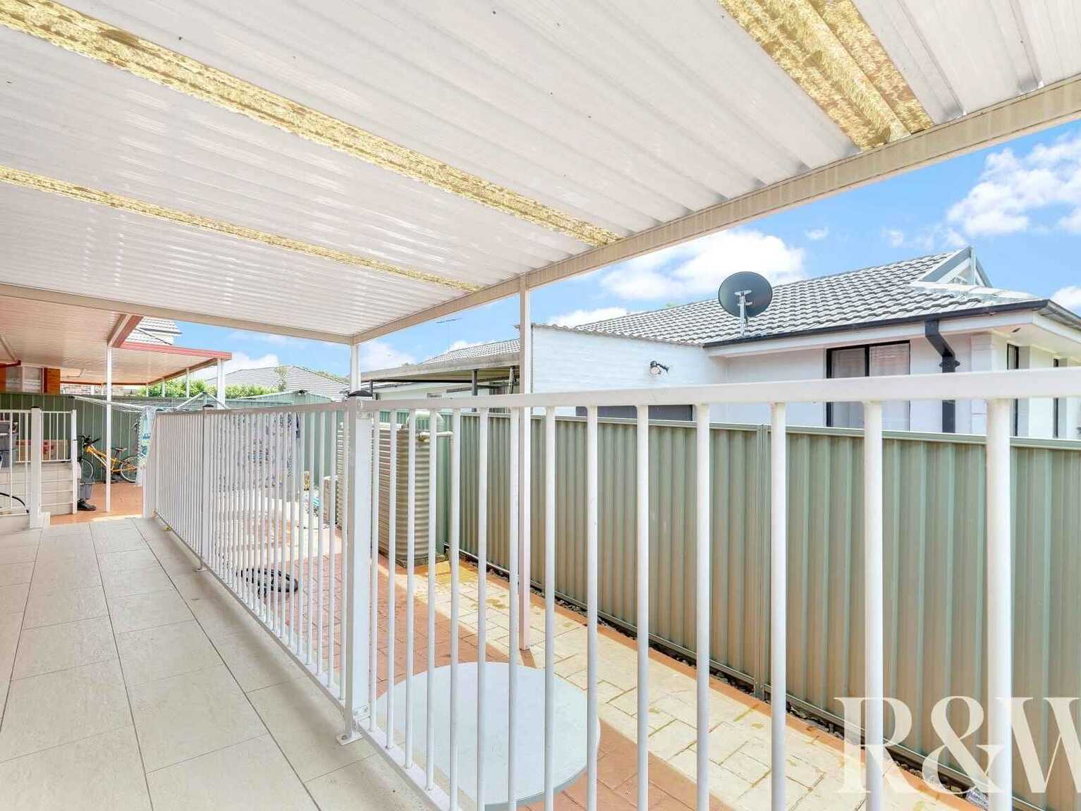 1 & 1A Chrisalex Place St Clair 1 & 1A Chrisalex Place St Clair