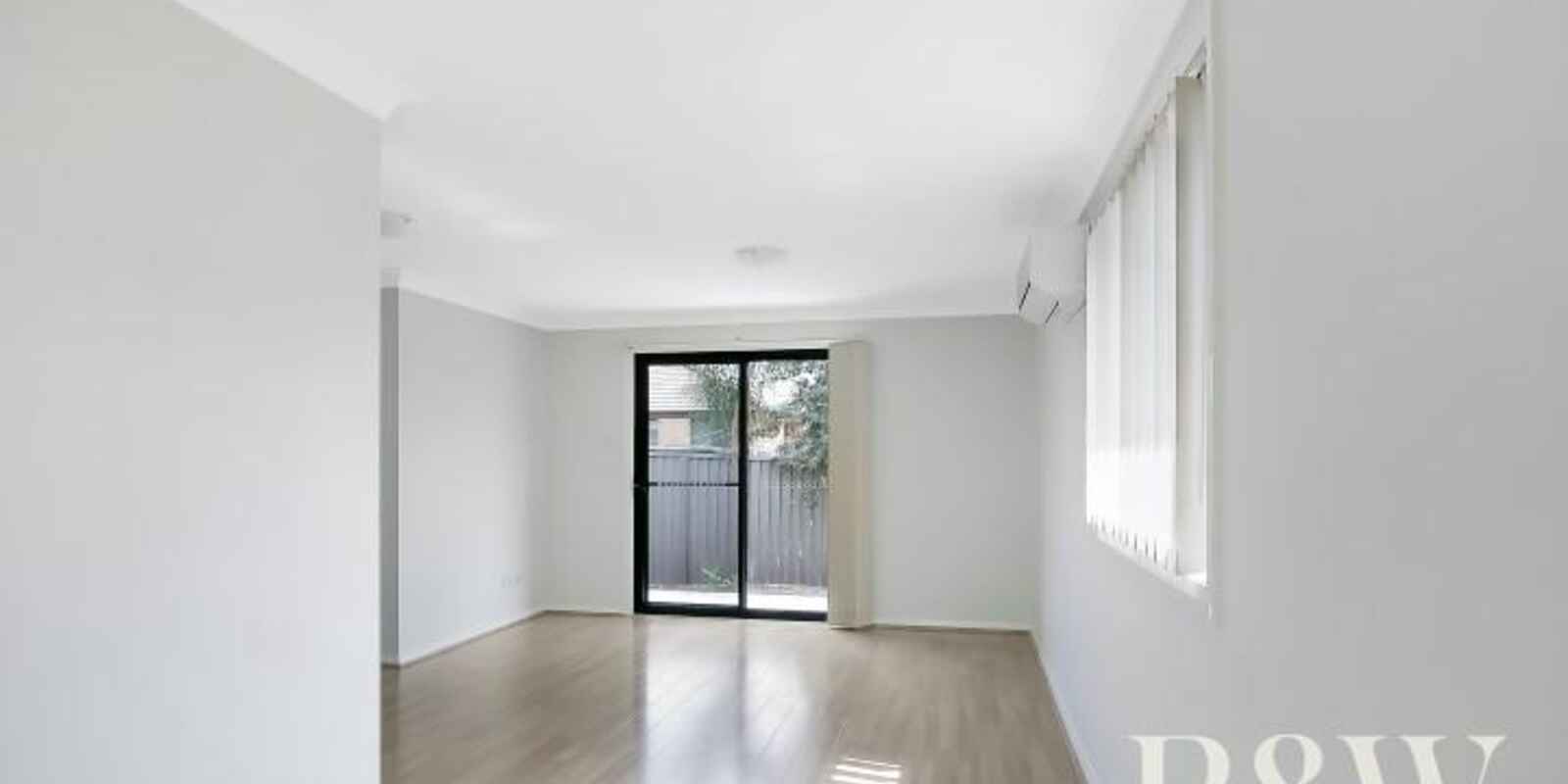 244A Banks Drive St Clair