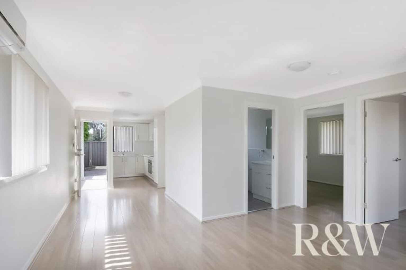 244A Banks Drive St Clair