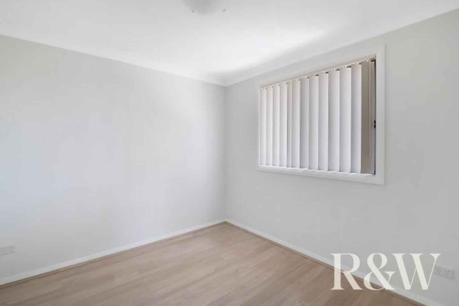 244A Banks Drive St Clair