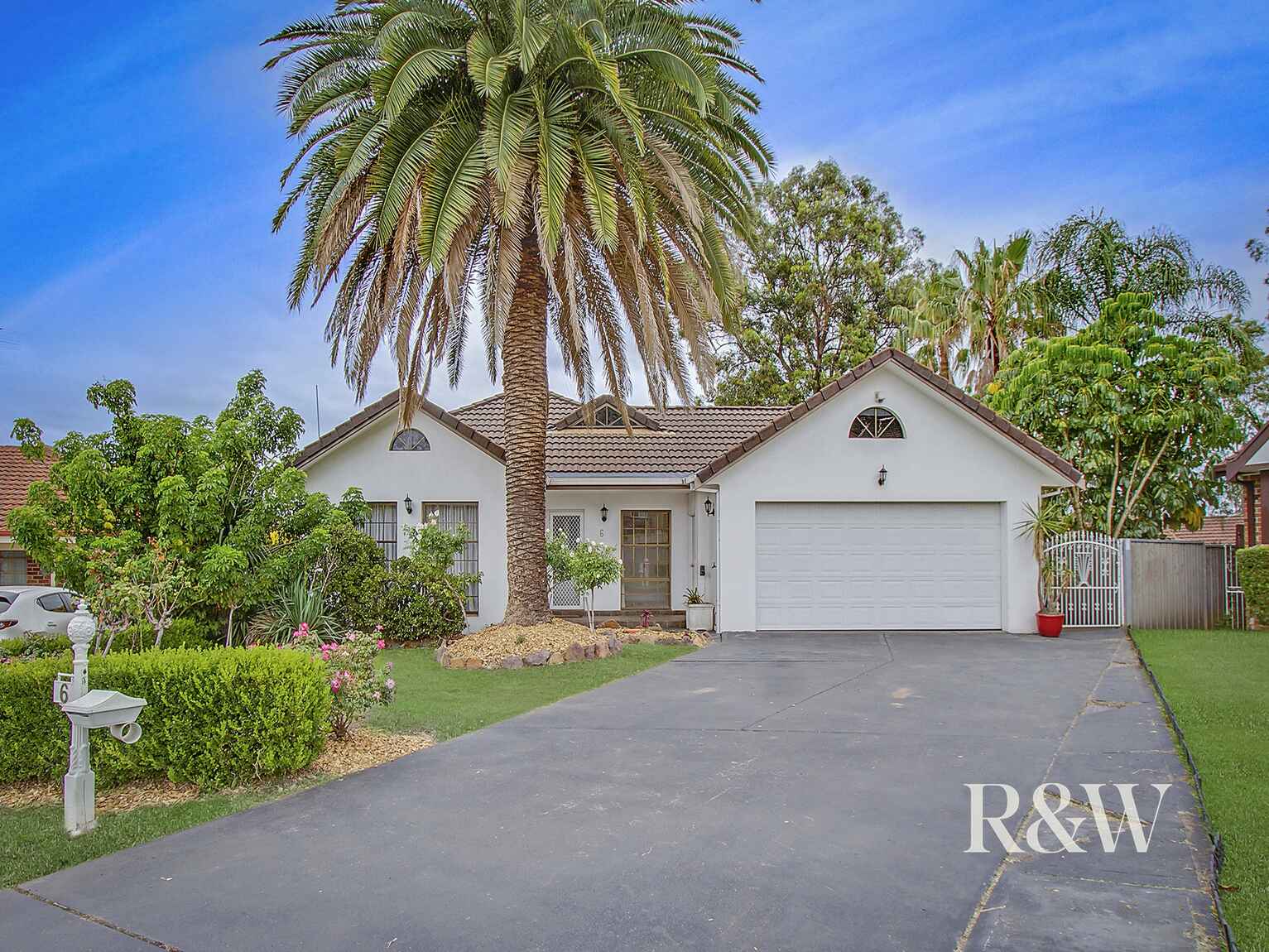 6 Mill Place St Clair 6 Mill Place St Clair