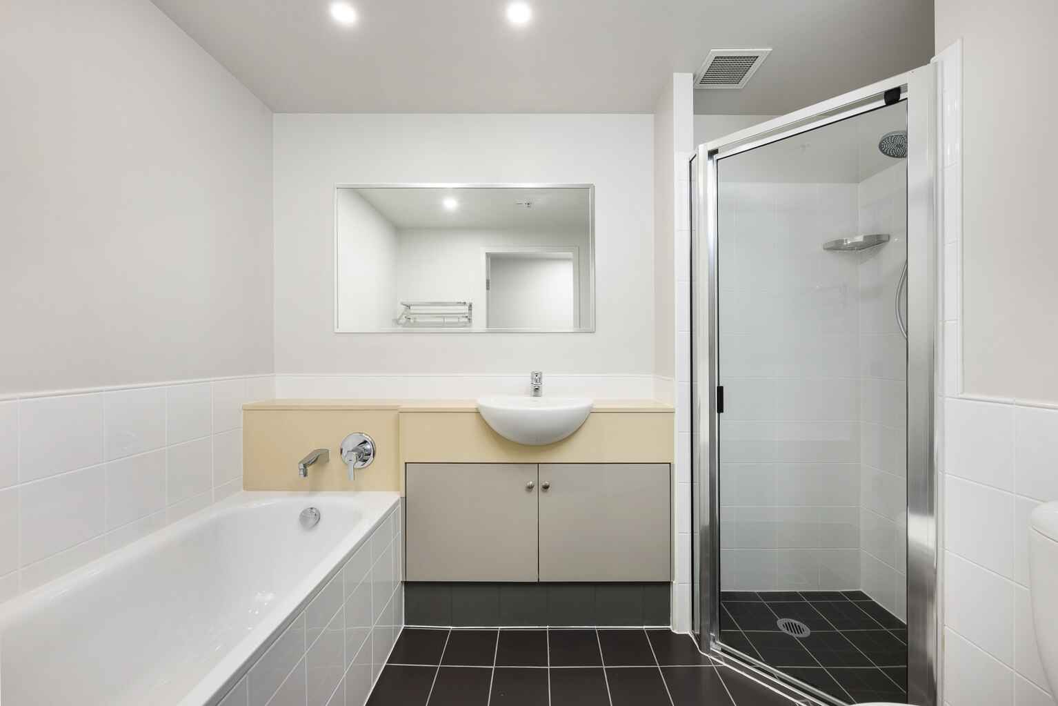 1208/79-81 Berry Street North Sydney