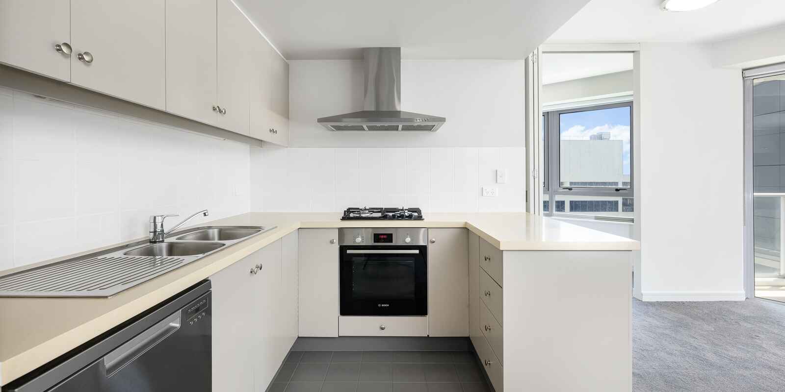 1208/79-81 Berry Street North Sydney