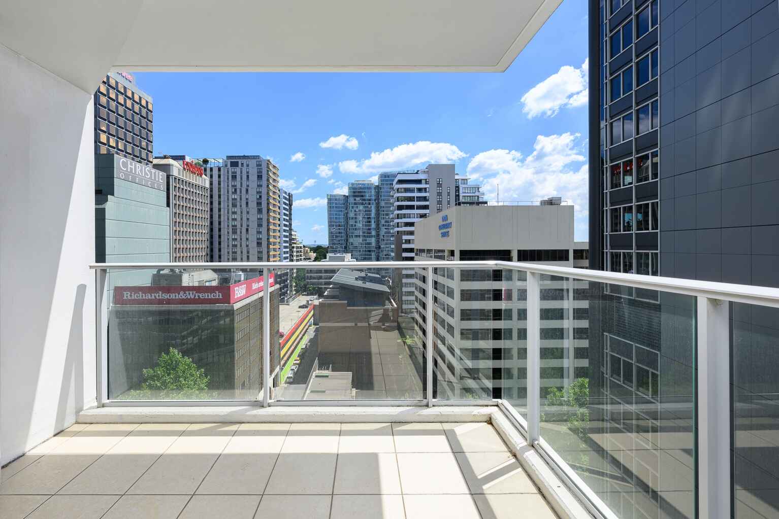 1208/79-81 Berry Street North Sydney