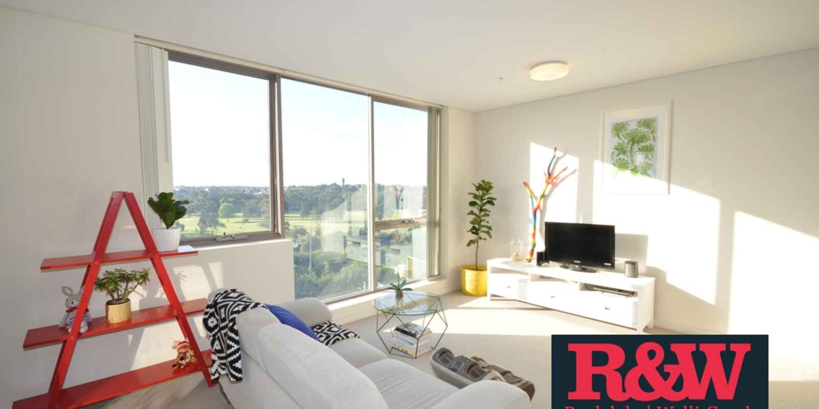 610/2 Discovery Point Place Wolli Creek