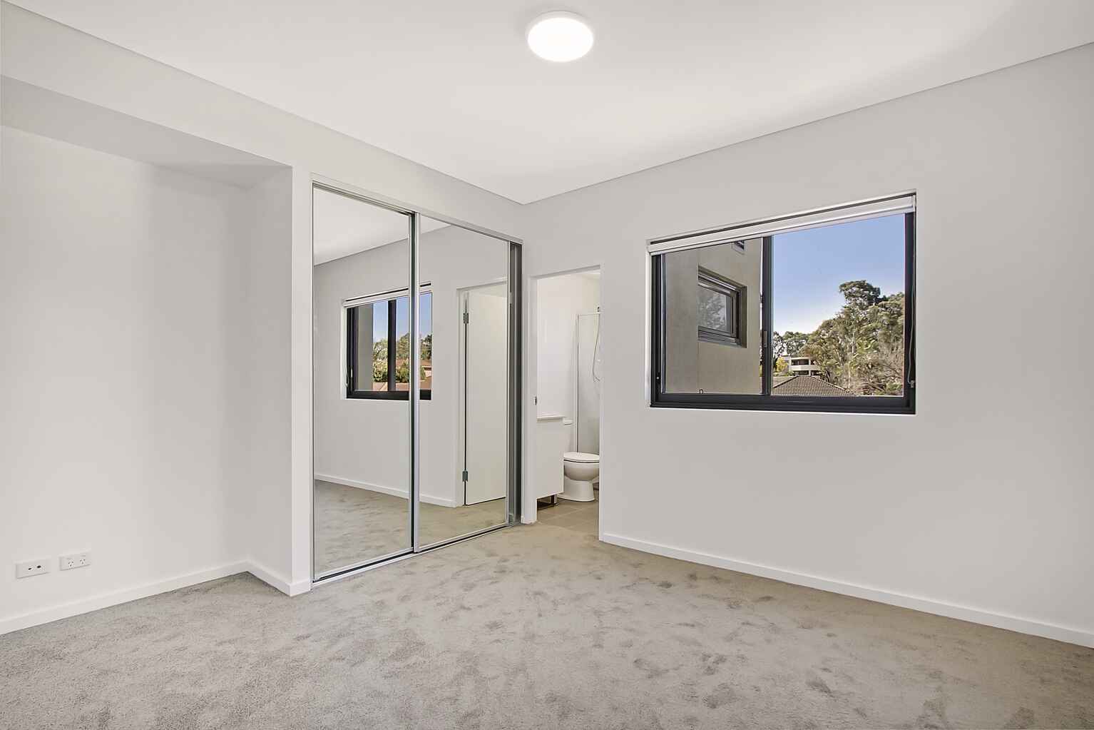 13/42 Toongabbie Rd Toongabbie