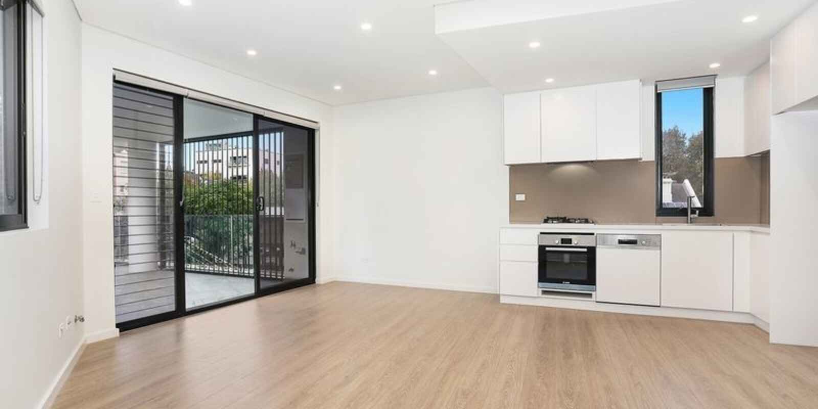 4/10A Kynaston Avenue Randwick