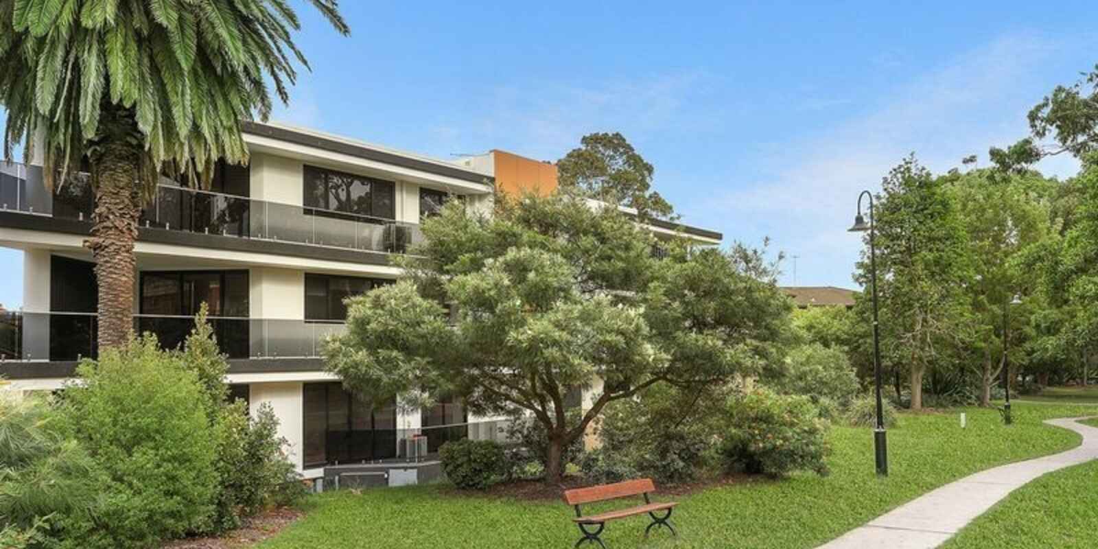 4/10A Kynaston Avenue Randwick