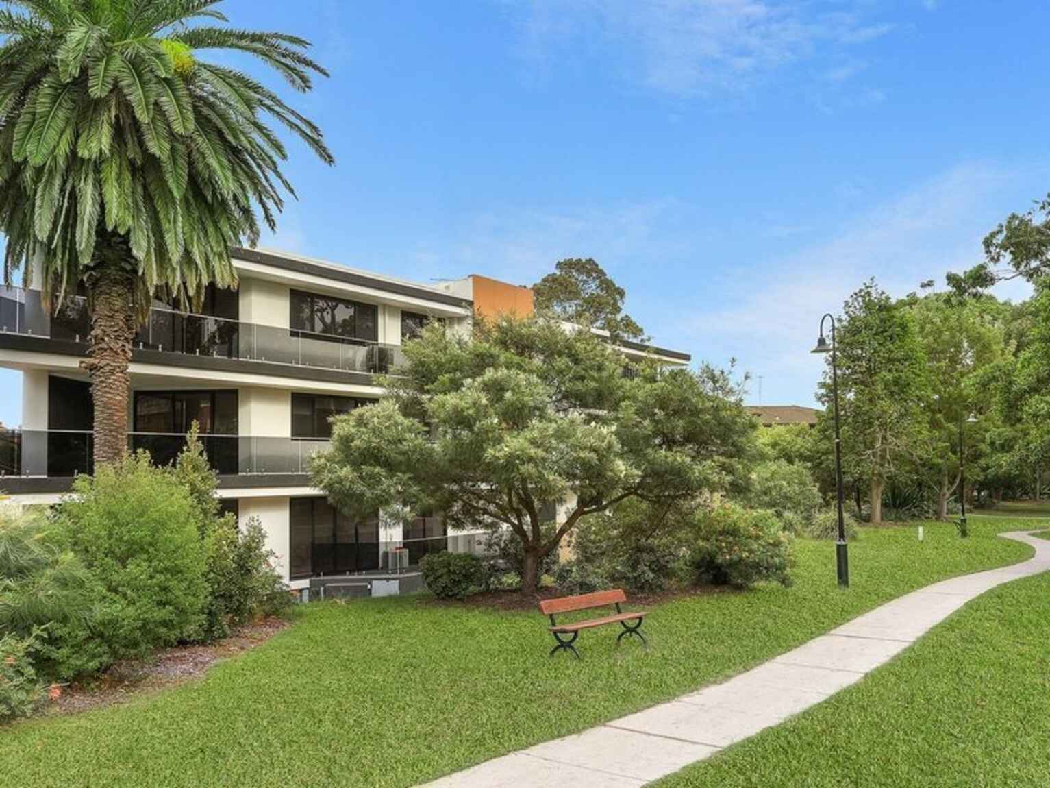 4/10A Kynaston Avenue Randwick