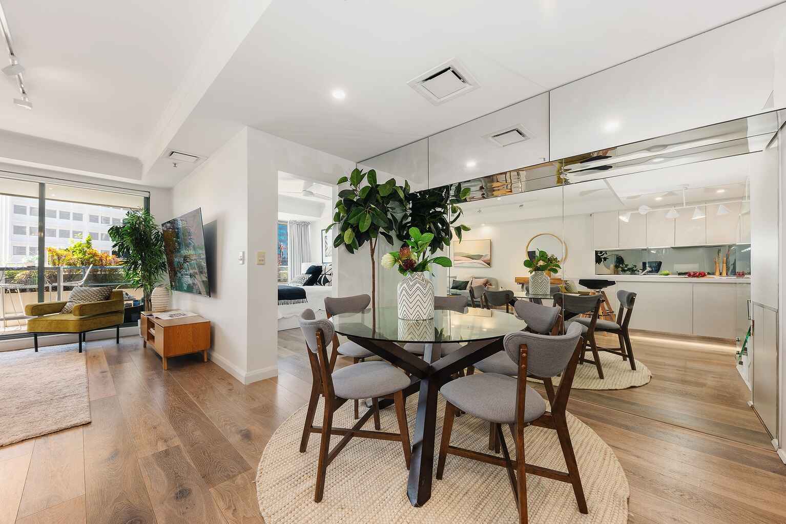 801/2-10  Mount Street North Sydney