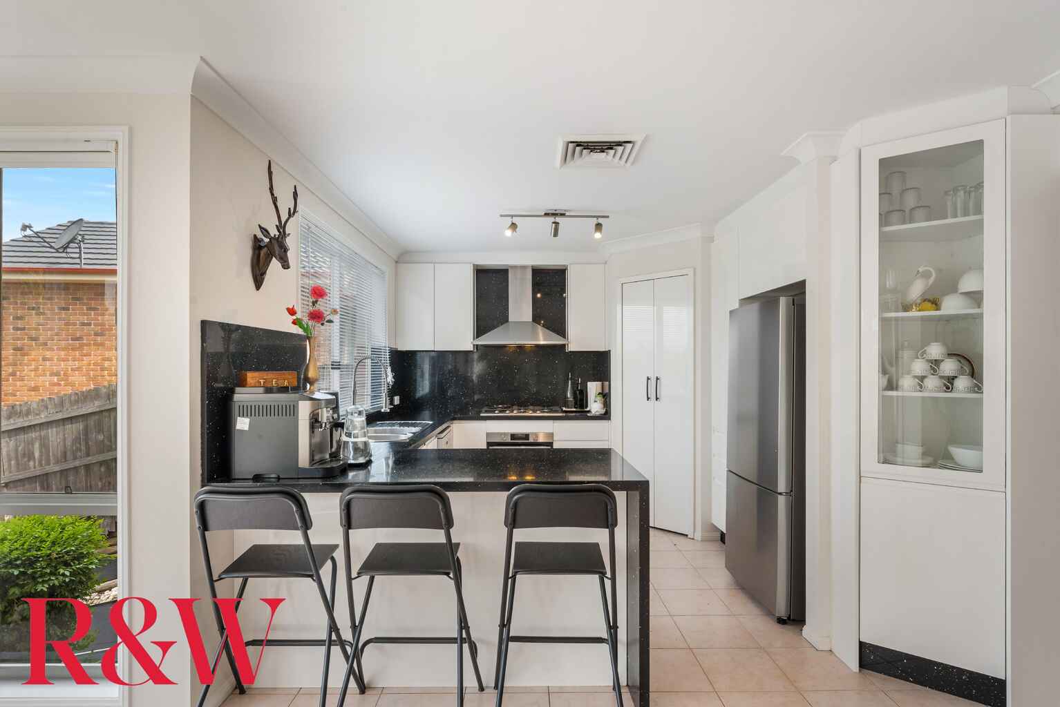 36 Governors Way Macquarie Links