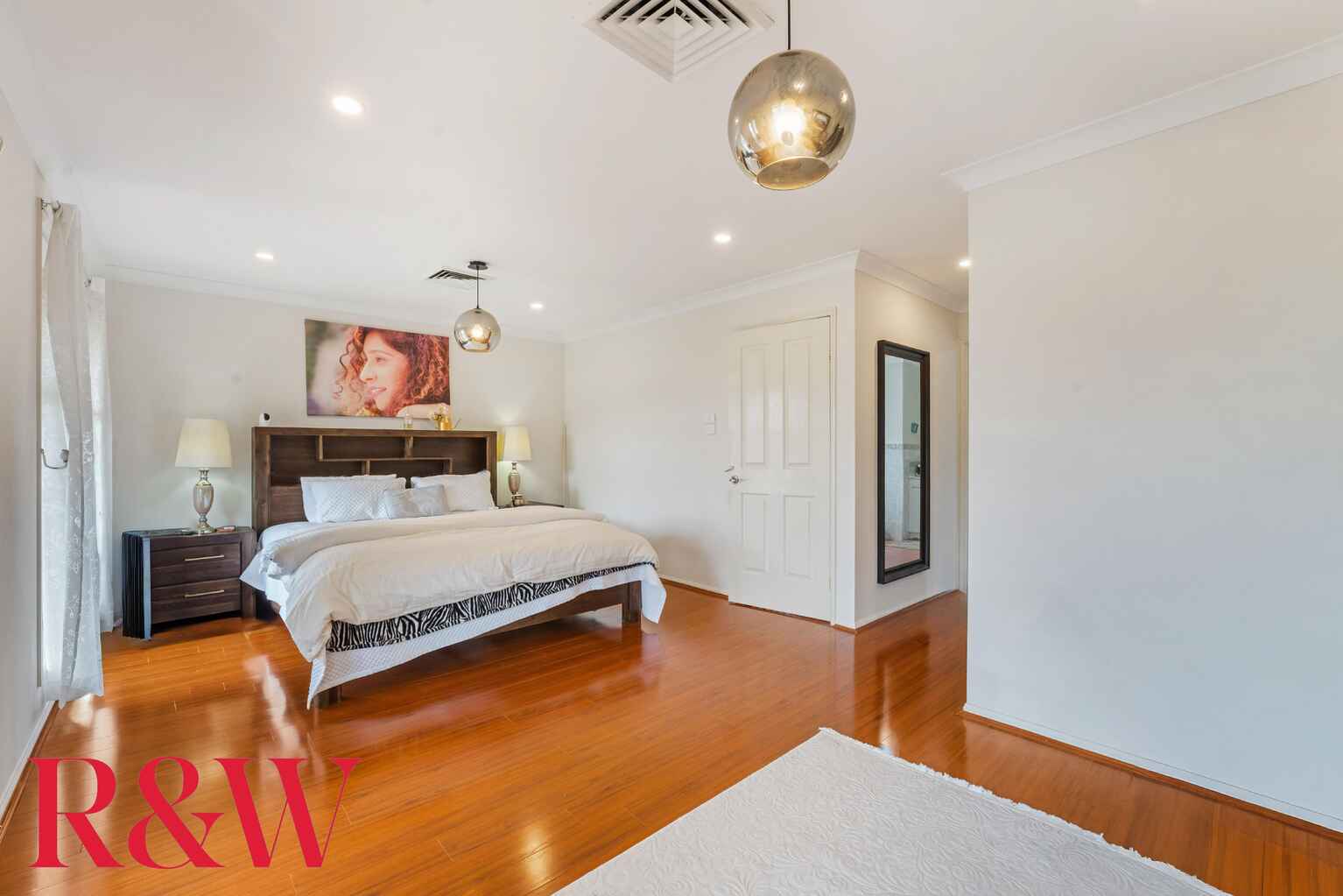 36 Governors Way Macquarie Links