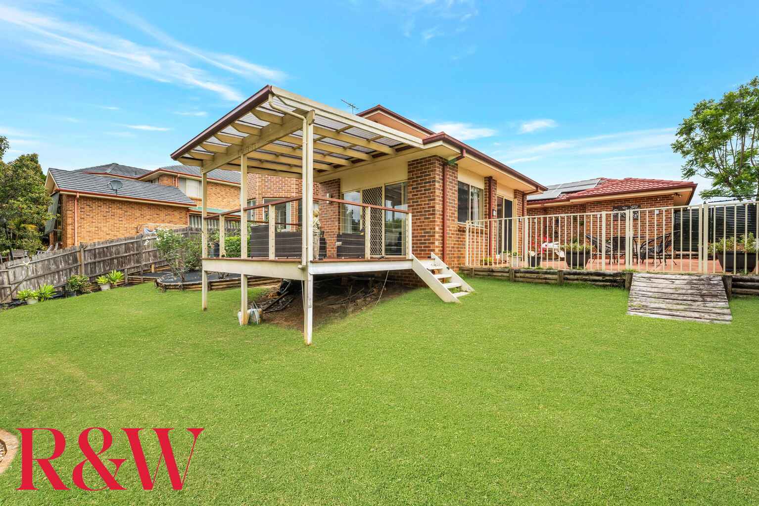 36 Governors Way Macquarie Links