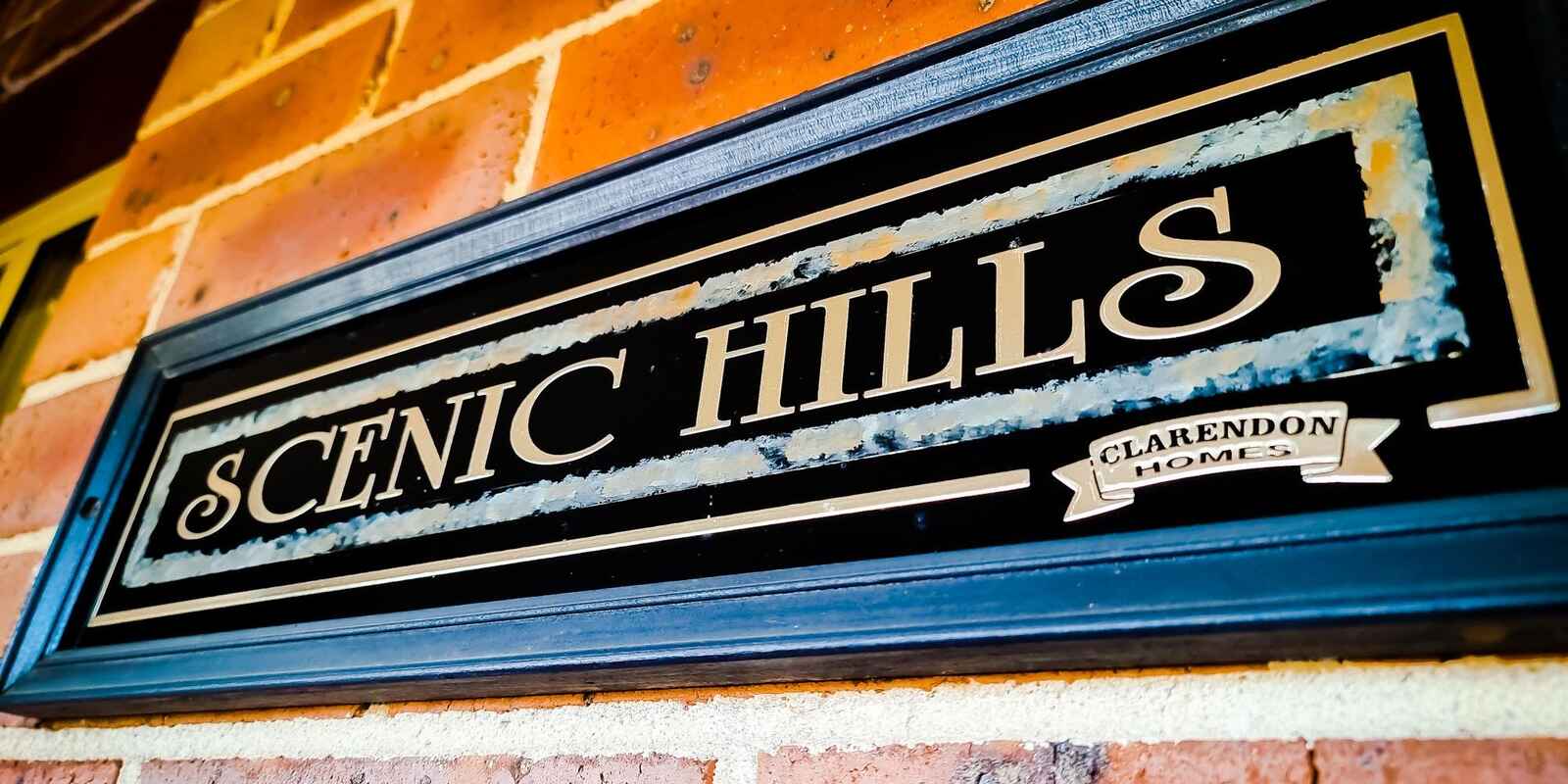 36 Governors Way Macquarie Links