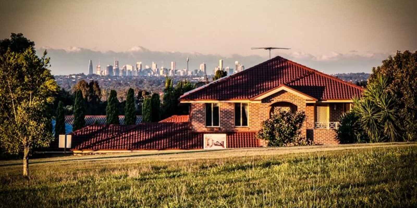 36 Governors Way Macquarie Links