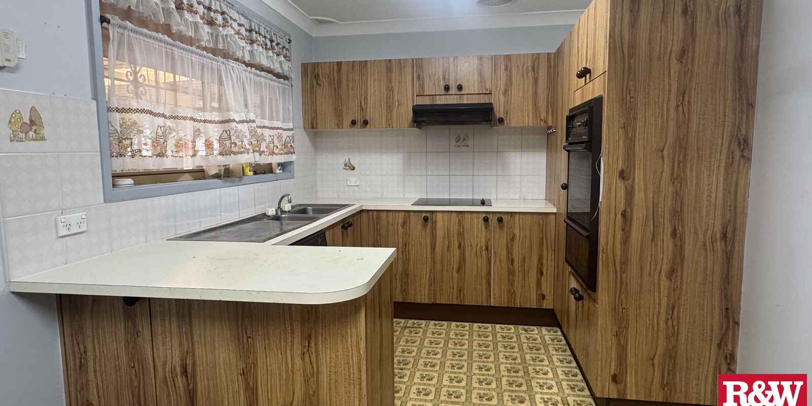 17 Canberra Street St Johns Park