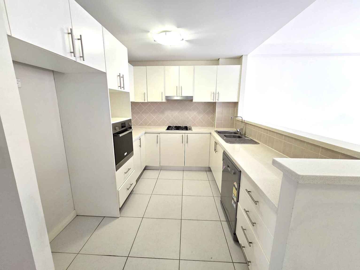 11/9-11 Kleins Road Northmead