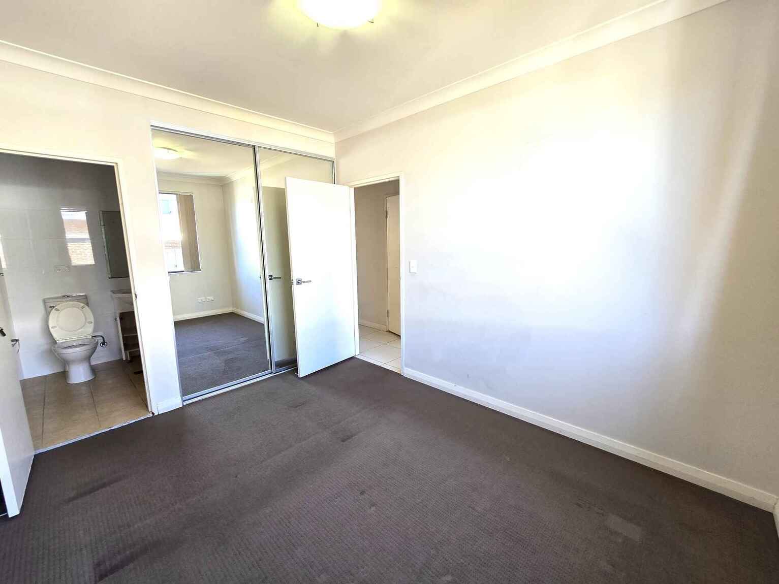 11/9-11 Kleins Road Northmead